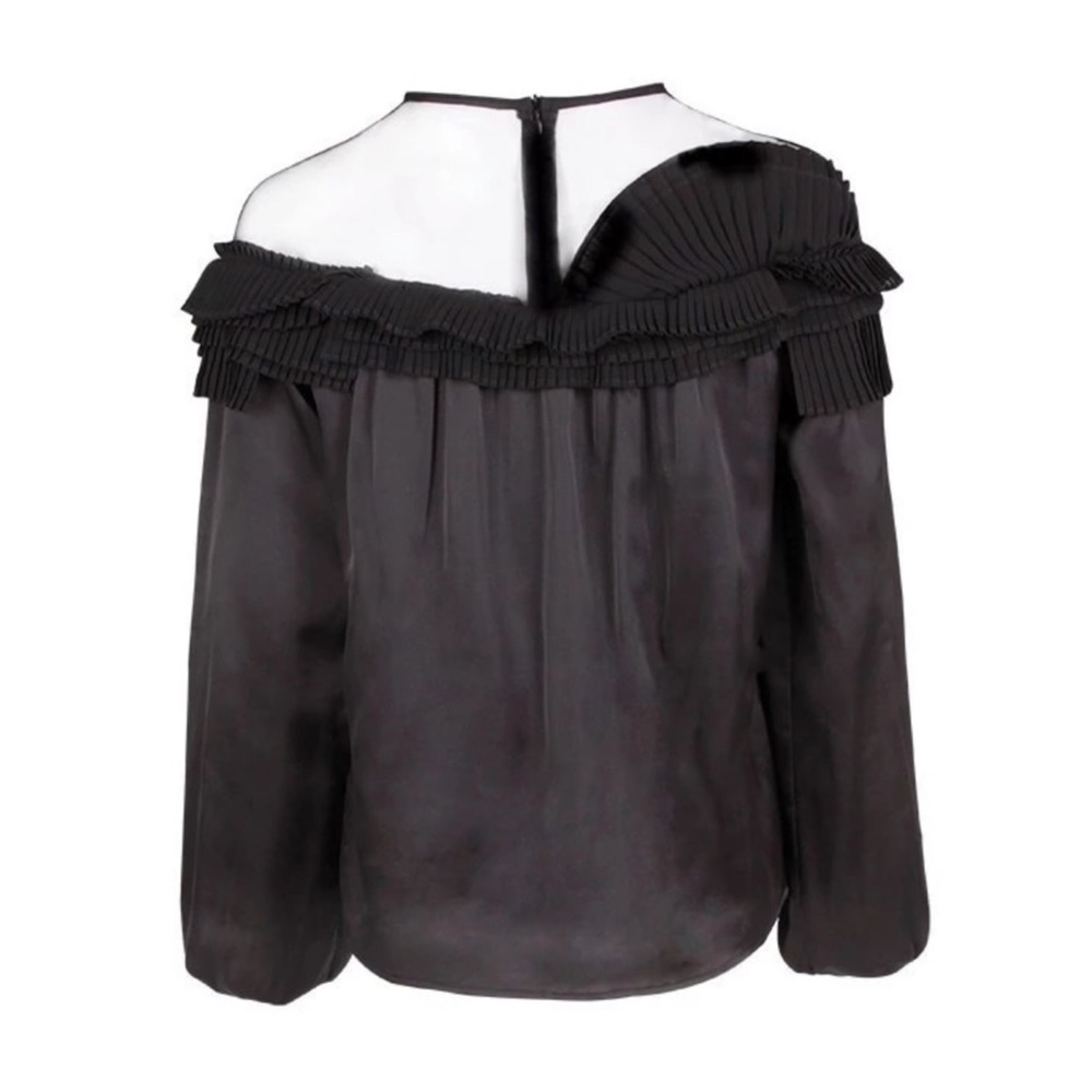 Black Silky Top The Lonnabryy - Picture 4 of 6